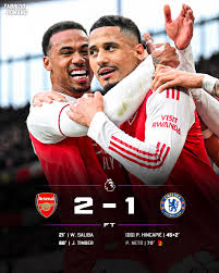 Arsenal besiegte Chelsea knapp mit 2-1.